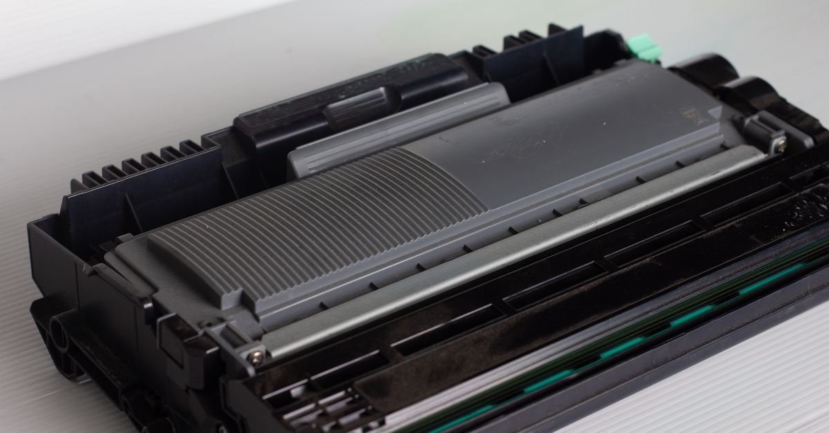 A toner cartridge sitting on table 